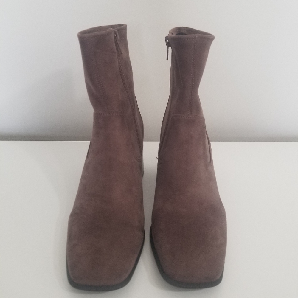 Jeffery Campbell Boots Taupe Suede Size U.S 7.5